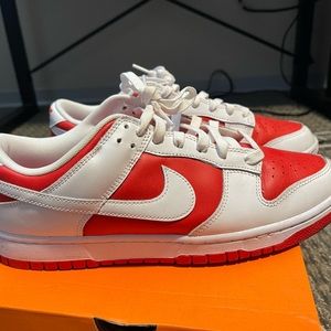 Nike Dunks, size 11.5 , worn twice, no creases Authenticated/ REAL